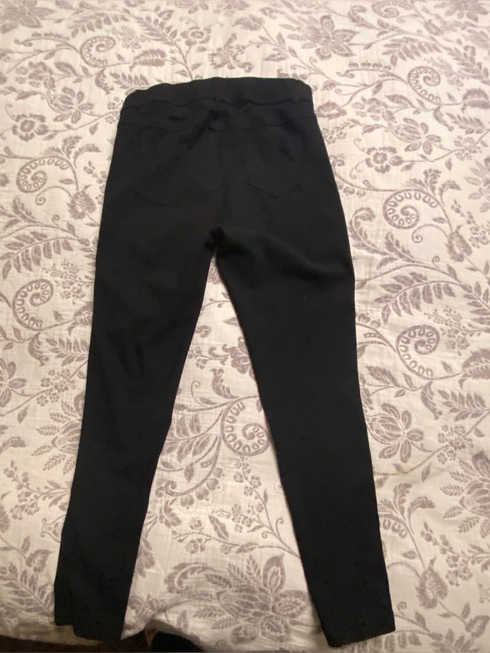 Amaryllis Casual Skinny Stretch Pants - Picture 2 of 8